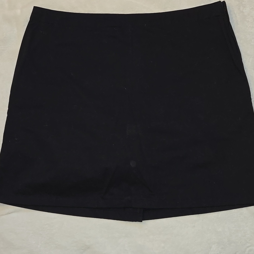 Lands' End Women's Black Golf Skort